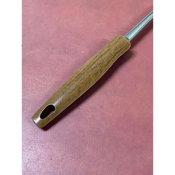 Vintage EKCO Lifting/Turning Meat Fork with Faux Wood Handle - Picture 2 of 11